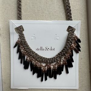 Stell& Dot Bora Fringe Necklace